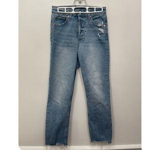 GAP - Cheeky Straight High Rise Jeans - Light Wash - Raw Hem - Size 26 / 2R